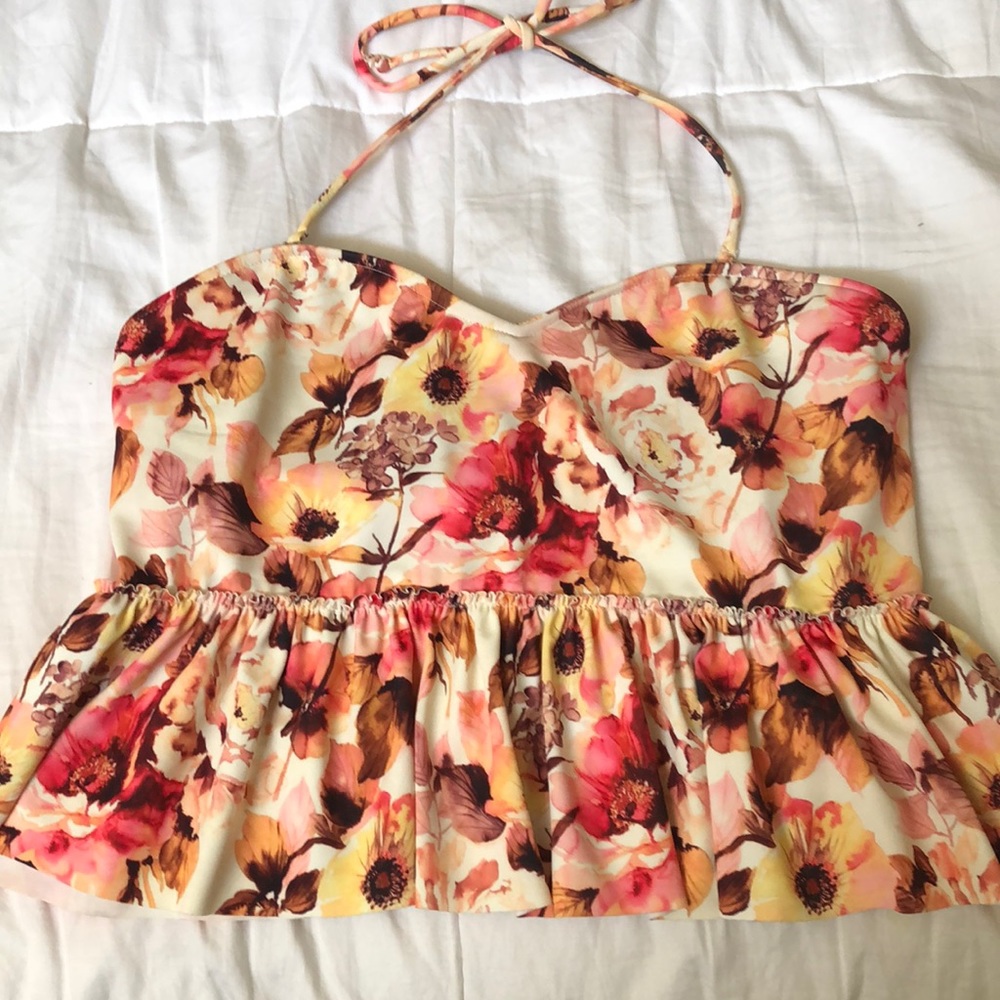 Kortni Jeane Peplum top! EUC!